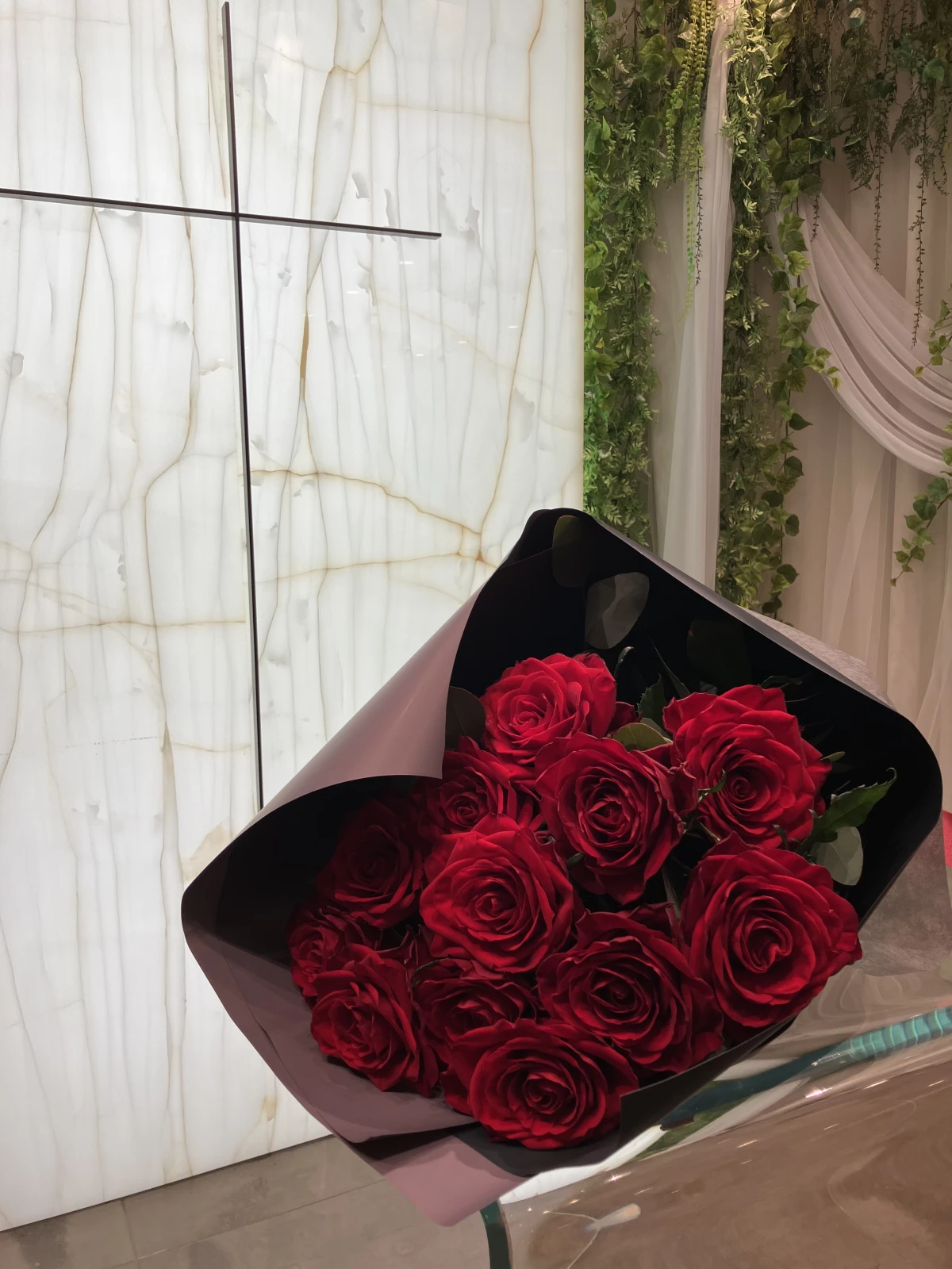 バラの花束12本