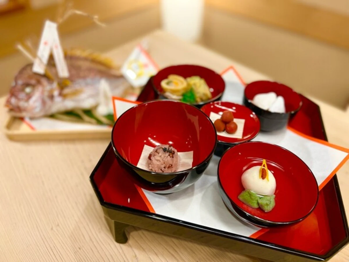 【個室確約 / お食い初めランチプラン】関内に佇むミシュラン二つ星店の本格懐石コース★大人2名様+お食い初め膳セット★の写真 5