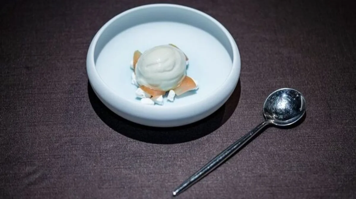 【個室確約×プロポーズランチ】季節のスペシャリテ豪華イタリアンランチコース全8品★乾杯シャンパン×メッセージ付きプレート×バラの花束付き★麻布十番のおしゃれな大人空間で最高のひとときをの写真 5