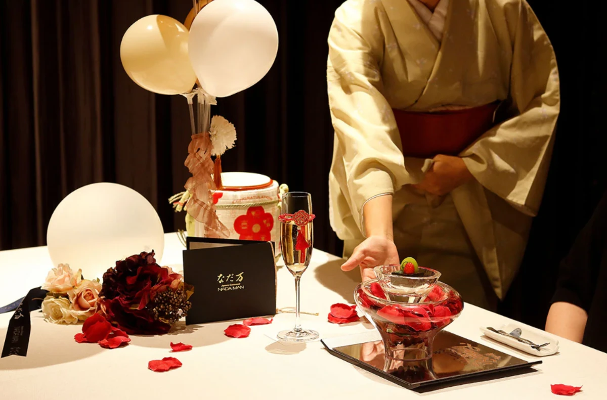 【明るく上質なテーブル席×誕生日ランチ＆ディナー】四季の恵みを映す職人懐石全3種★乾杯ドリンク＆特製バースデープレート＆記念フォト★日本橋三越新館で心華やぐ一日を 料理