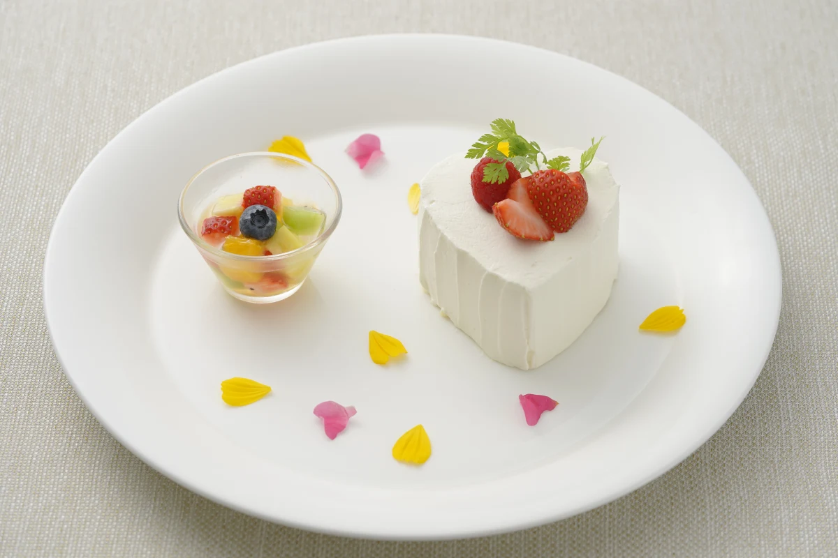 Anny限定【個室確約＆食後はリムジン周遊60分付き！アニバーサリープラン】モダンフレンチディナー全9品＋スパークリングワイン＋アニバーサリーケーキ付き 6