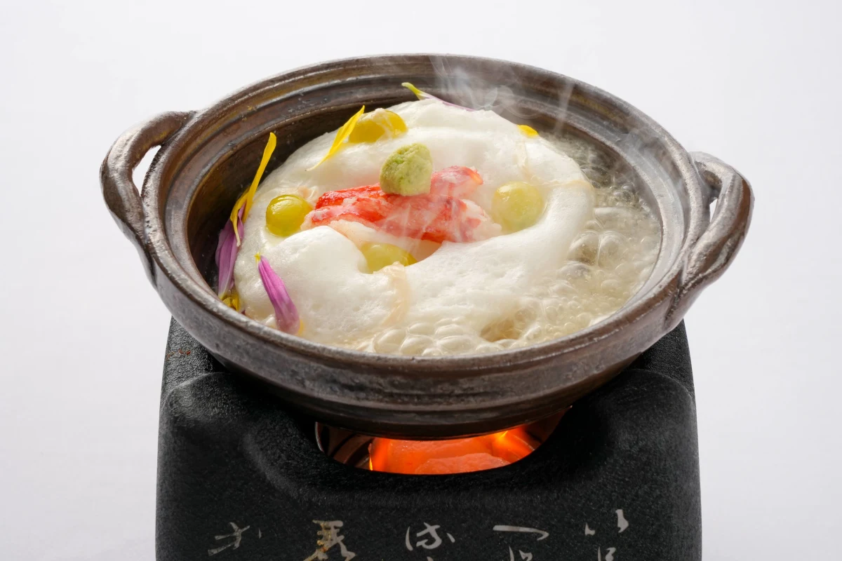 【和モダン個室確約 / 還暦・長寿祝いプラン“蒼穹”】自家製生ケーキ付き懐石料理全8品＆乾杯酒★青山通りに面した上品な日本料理店★ 21