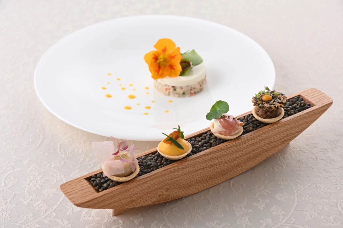 Anny限定【特典盛り沢山★アニバーサリープラン】本格フレンチフルコース+乾杯スパークリング+メッセージ付きプレート+ケーキ+記念撮影★季節の旬素材を使ったフレンチで記憶に残る記念日を★の写真 4