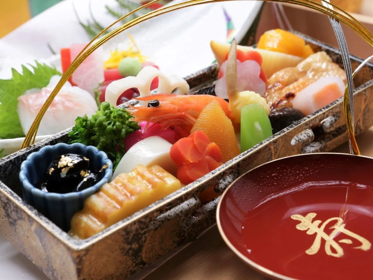 【土日祝日 / 1日1組★14時からのご予約限定!個室確約★5〜12名様 / ご結納・ご両家お顔合わせプラン】極上お祝い会席全10品★ご家族の絆を深める美食のひととき〜仙台駅徒歩3分・ホテルモントレ仙台★高級感溢れる和個室の写真 1