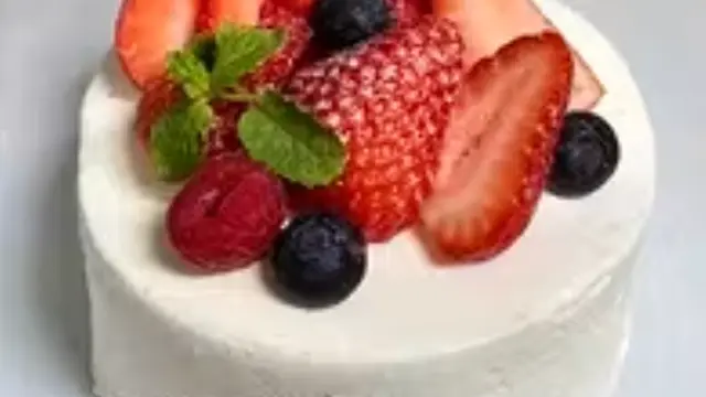 ホールケーキ3号　10cm／2名様用