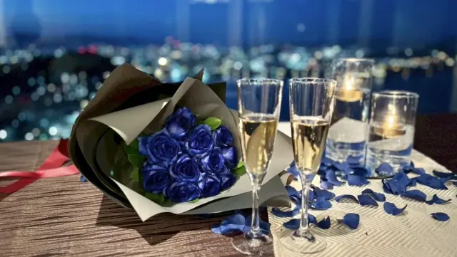 ロイヤルブルー(青い薔薇)の花束(11)