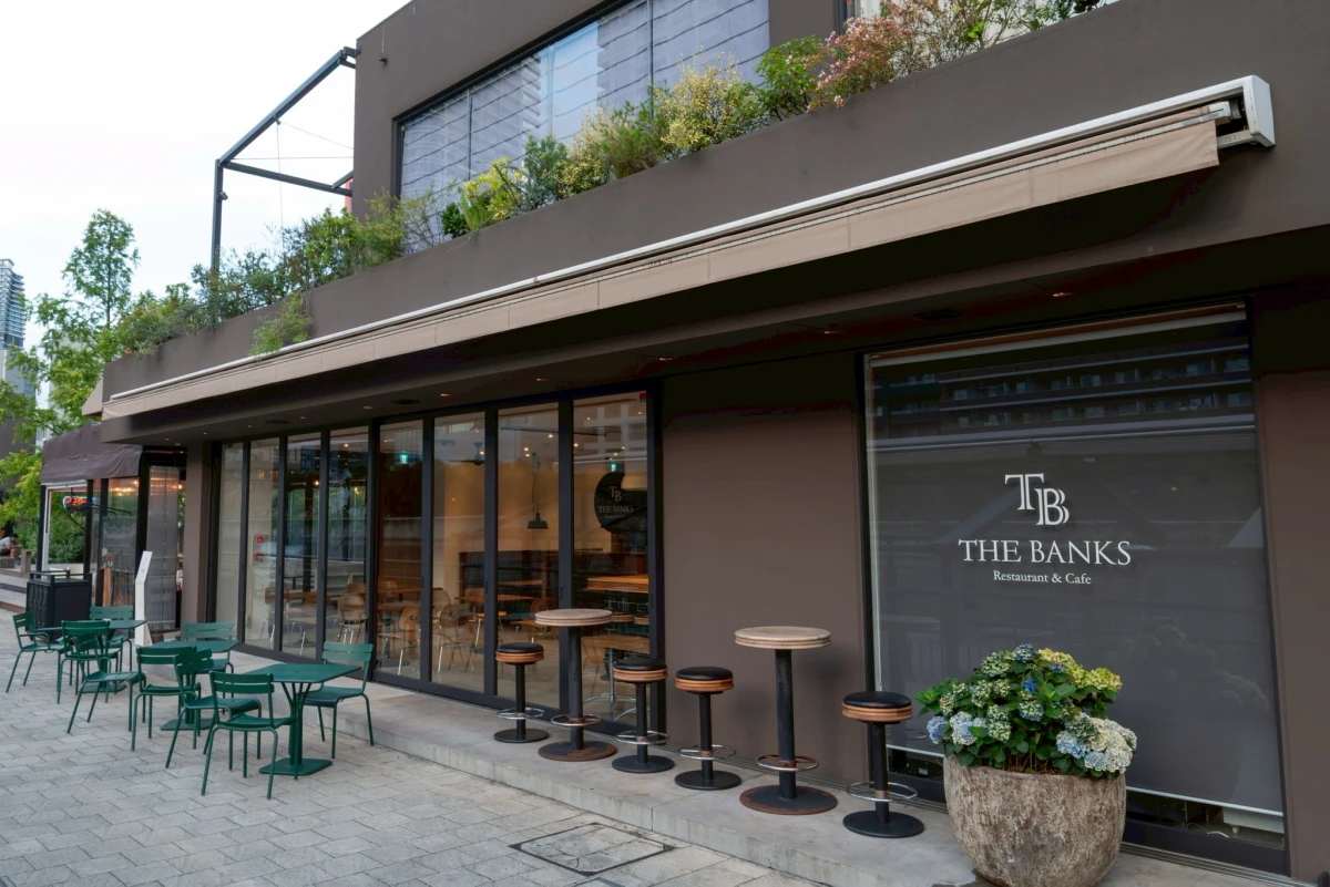 THE BANKS -Restaurant&Café-